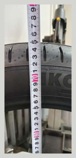 Ikon Tyres (Nokian) Autograph Ultra 2 SUV 235/55 R20 102Y