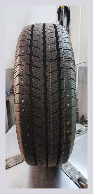 Onyx NY-W387 205/65 R16C 107/106T