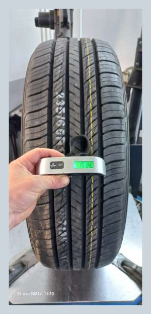 Kumho Crugen HP71 SUV 235/65 R18 110V