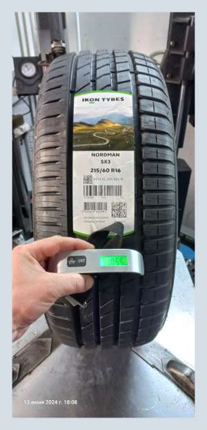 Nokian Tyres Nordman SX3 215/60 R16 99H