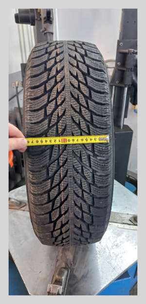 Ikon Tyres (Nokian) Autograph Snow 3 SUV 225/55 R19 103R