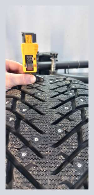 LingLong Green-Max Winter Grip 2 255/50 R20 109T