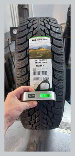 Ikon Tyres (Nokian) Autograph Snow 3 SUV 215/65 R17 103R