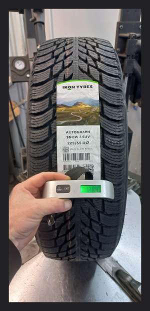 Ikon Tyres (Nokian) Autograph Snow 3 SUV 225/65 R17 106R