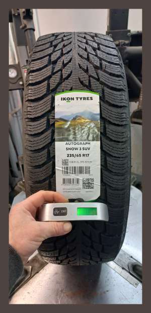 Ikon Tyres (Nokian) Autograph Snow 3 SUV 235/65 R17 108R