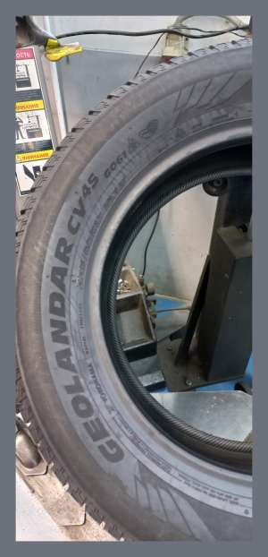 Yokohama Geolandar CV 4S G061 225/65 R17 102H