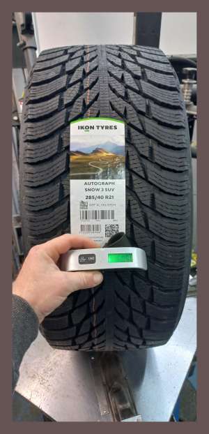 Ikon Tyres (Nokian) Autograph Snow 3 SUV 285/40 R21 109T