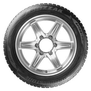 Bridgestone Blizzak Spike 02 SUV 235/55 R17 103T