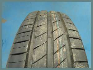 Kumho Ecsta HS52 185/65 R15 88H