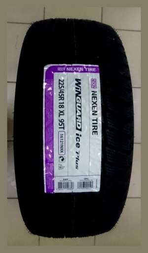 Nexen Winguard Ice Plus 235/45 R18 98T