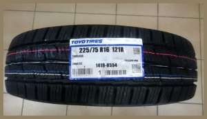 Toyo Observe VAN 215/60 R17C 109/107T