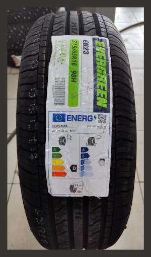 Evergreen EH23 215/65 R16 98H