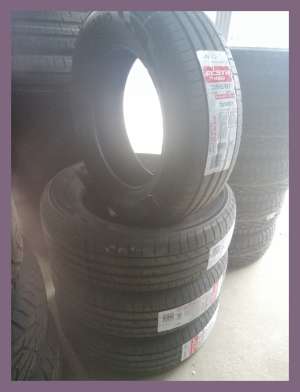 Kumho Ecsta HS52 225/65 R17 102V