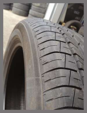 Yokohama E70BZ 215/55 R17 94V