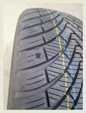 Kumho HA32 SUV 215/55 R18 99V