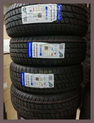 Windforce Snowblazer UHP 235/60 R18 107H