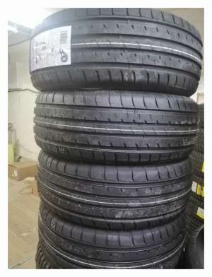 Windforce Catchfors UHP 215/55 R17 98W