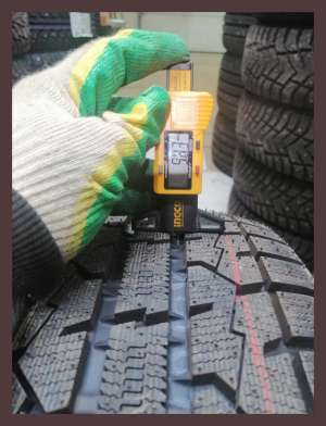 Toyo Observe Garit GIZ 215/55 R17 94Q