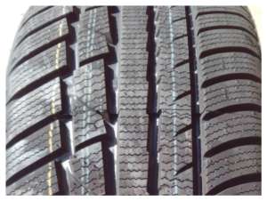 LingLong Green-Max Winter UHP 215/50 R17 95V