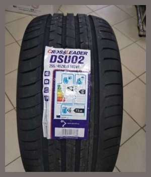 Doublestar DSU02 255/45 R18 103W